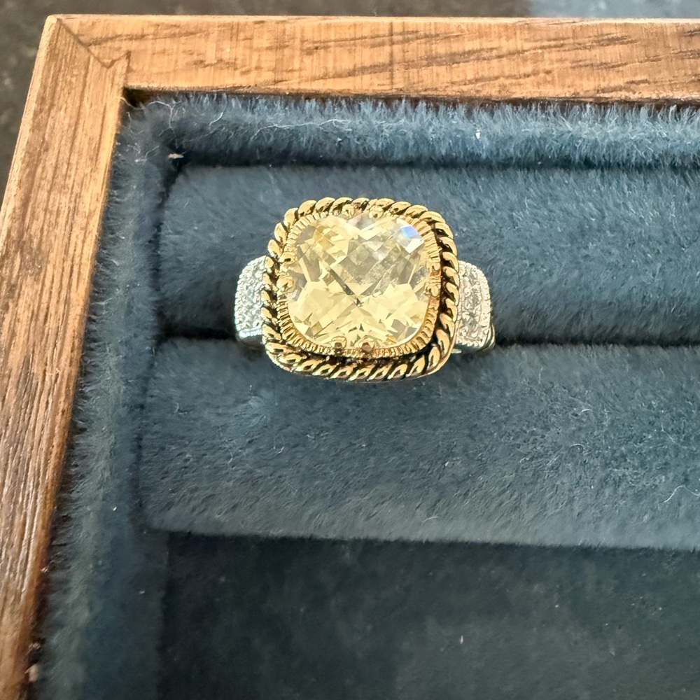 Lia Sophia Lemon Chiffon Ring - Picture 11 of 11